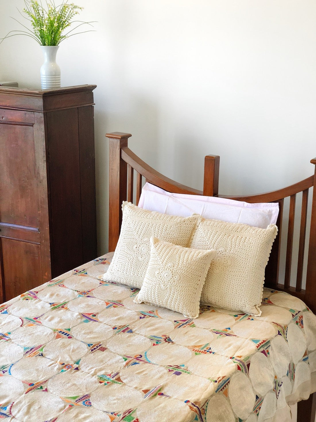 Concentric Cosmos Bed Spread