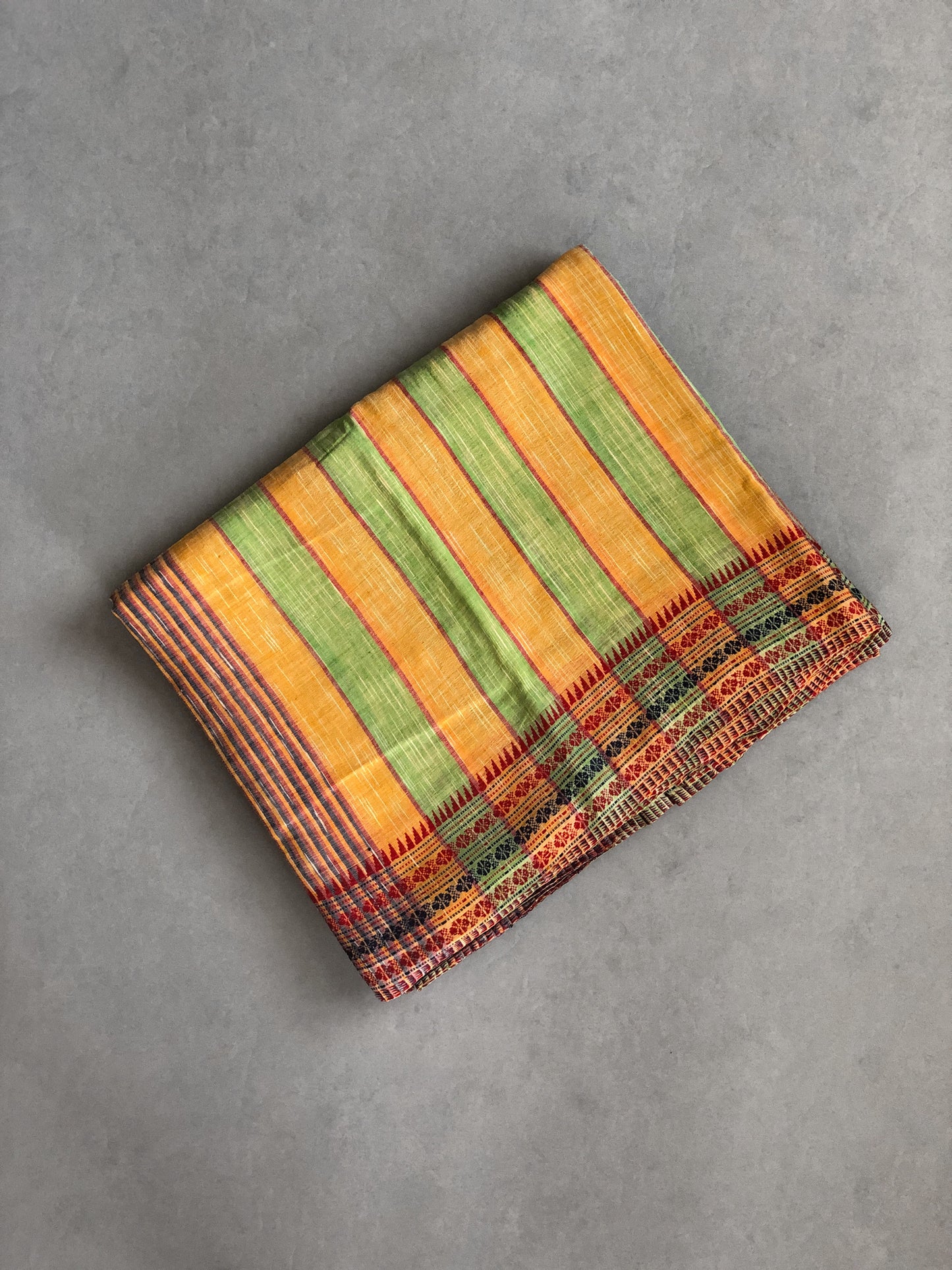 Handwoven Jamdani Saree