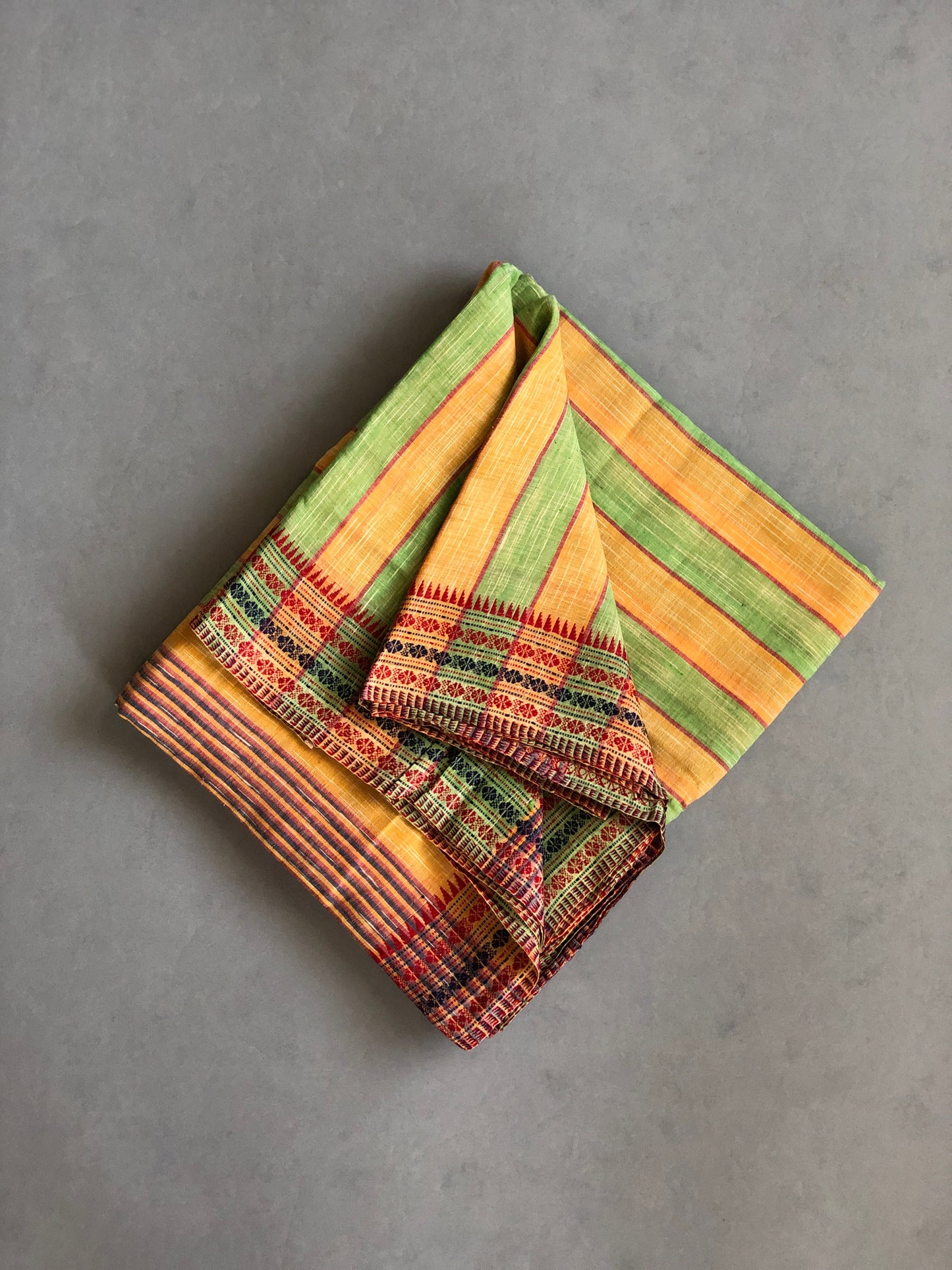 Handwoven Jamdani Saree