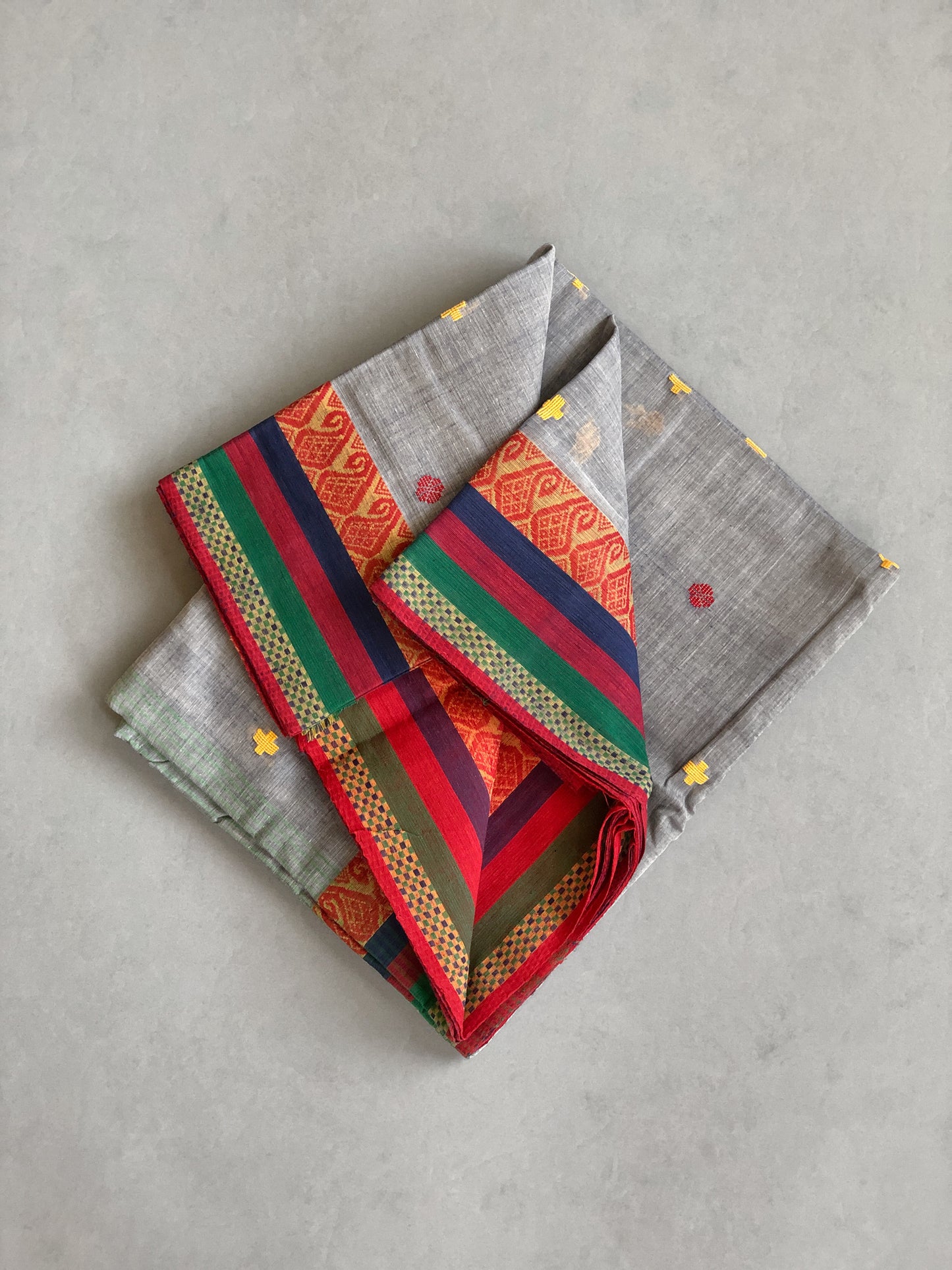 Handwoven Jamdani Saree